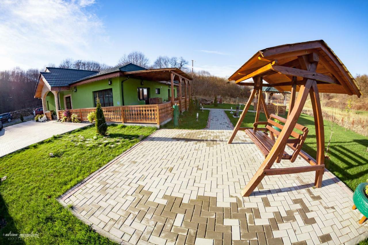 Agropensiunea Valea Fagilor Luncavita Экстерьер фото
